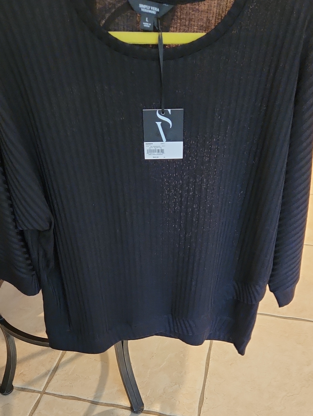Vera Wang Light Weight Top NWT